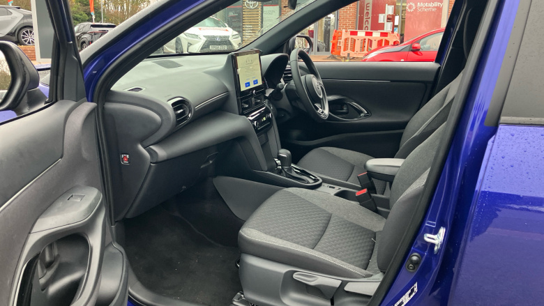 Toyota Yaris Cross 1.5 Hybrid Design 5dr CVT Hybrid Estate